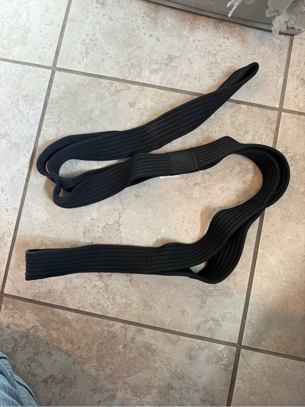lululemon athletica Black Ribbed Stretch Sash Belt